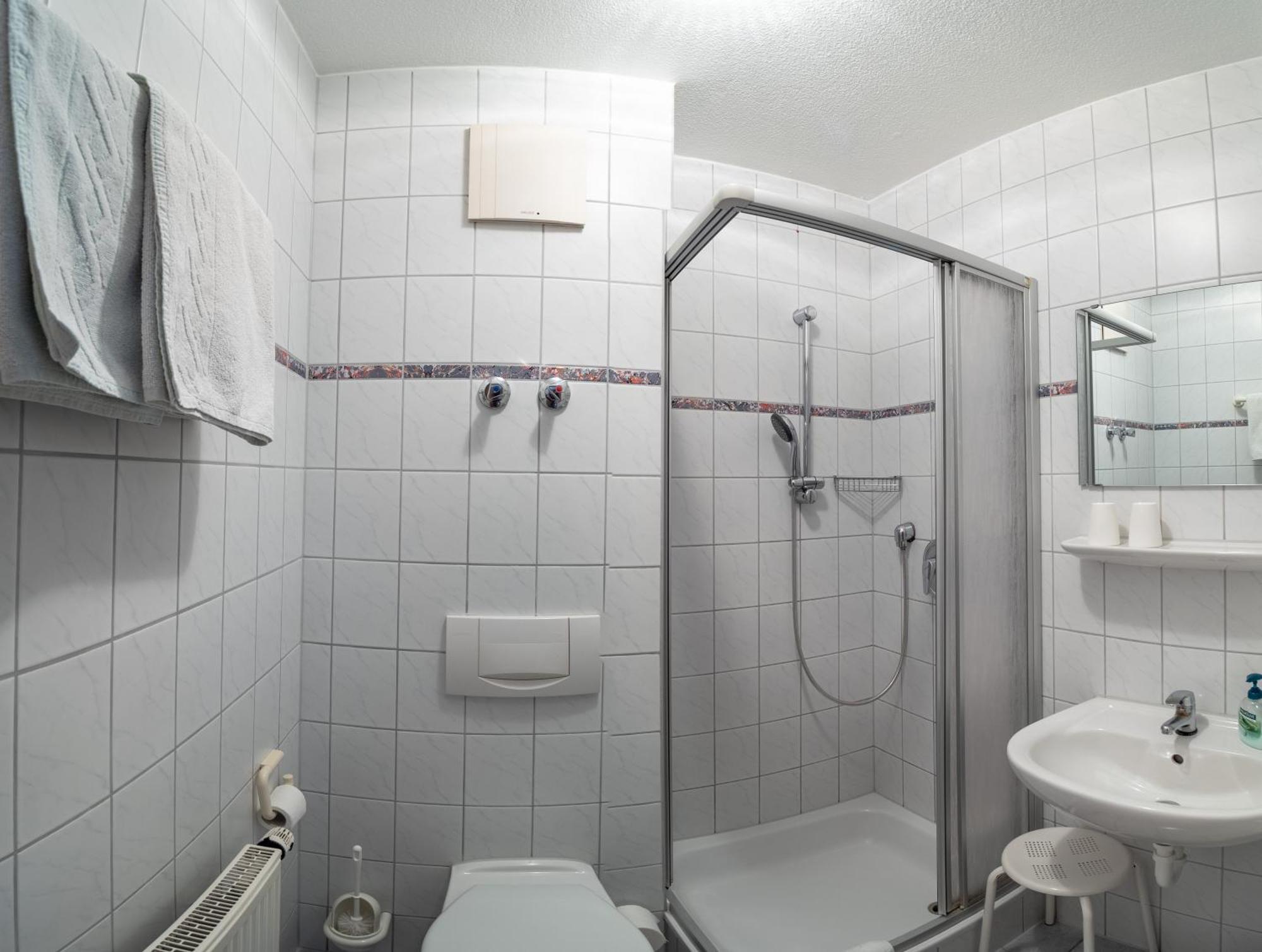 Gaestehaus Marion Dettingen an der Erms Habitación foto